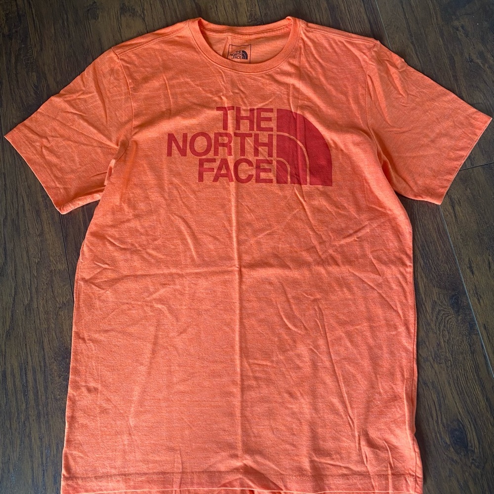 Men’s Northface Tee